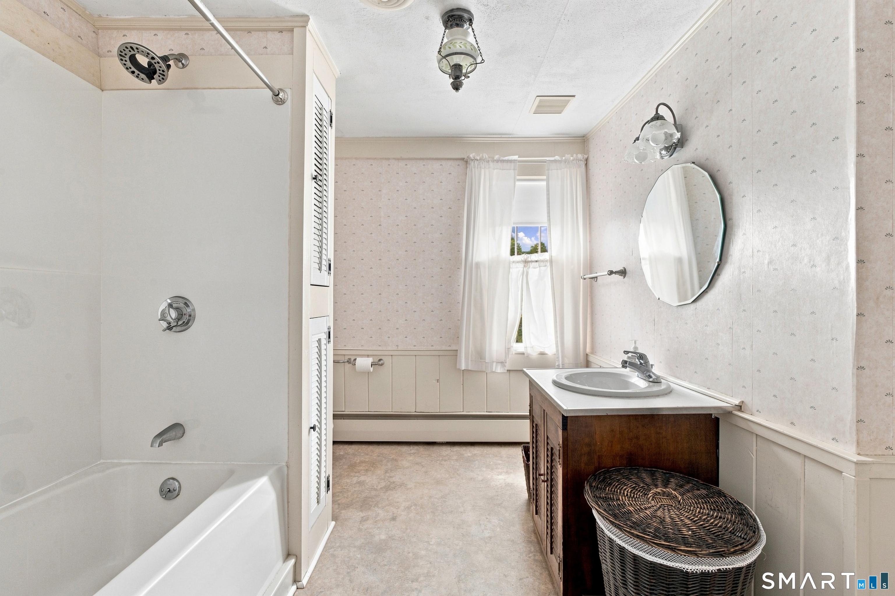 2816 Main Street Rocky Hill CT 06067