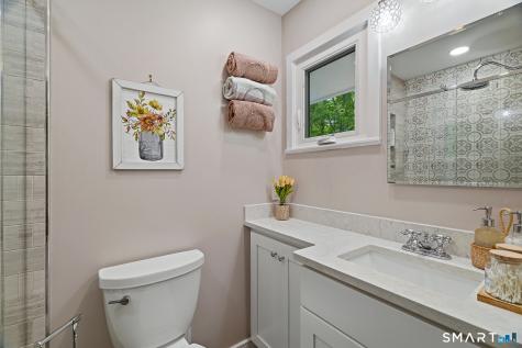 24 Jericho Drive Old Lyme CT 06371