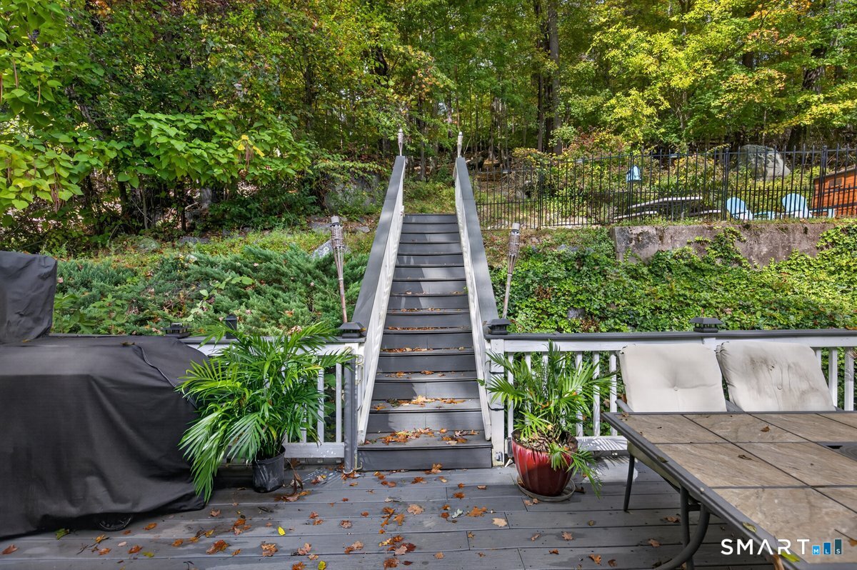 35 Woodbridge Avenue Ansonia CT 06401