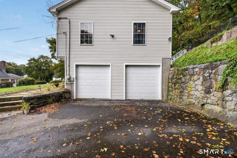 35 Woodbridge Avenue Ansonia CT 06401