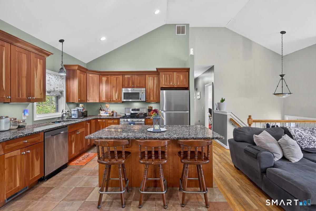 35 Woodbridge Avenue Ansonia CT 06401