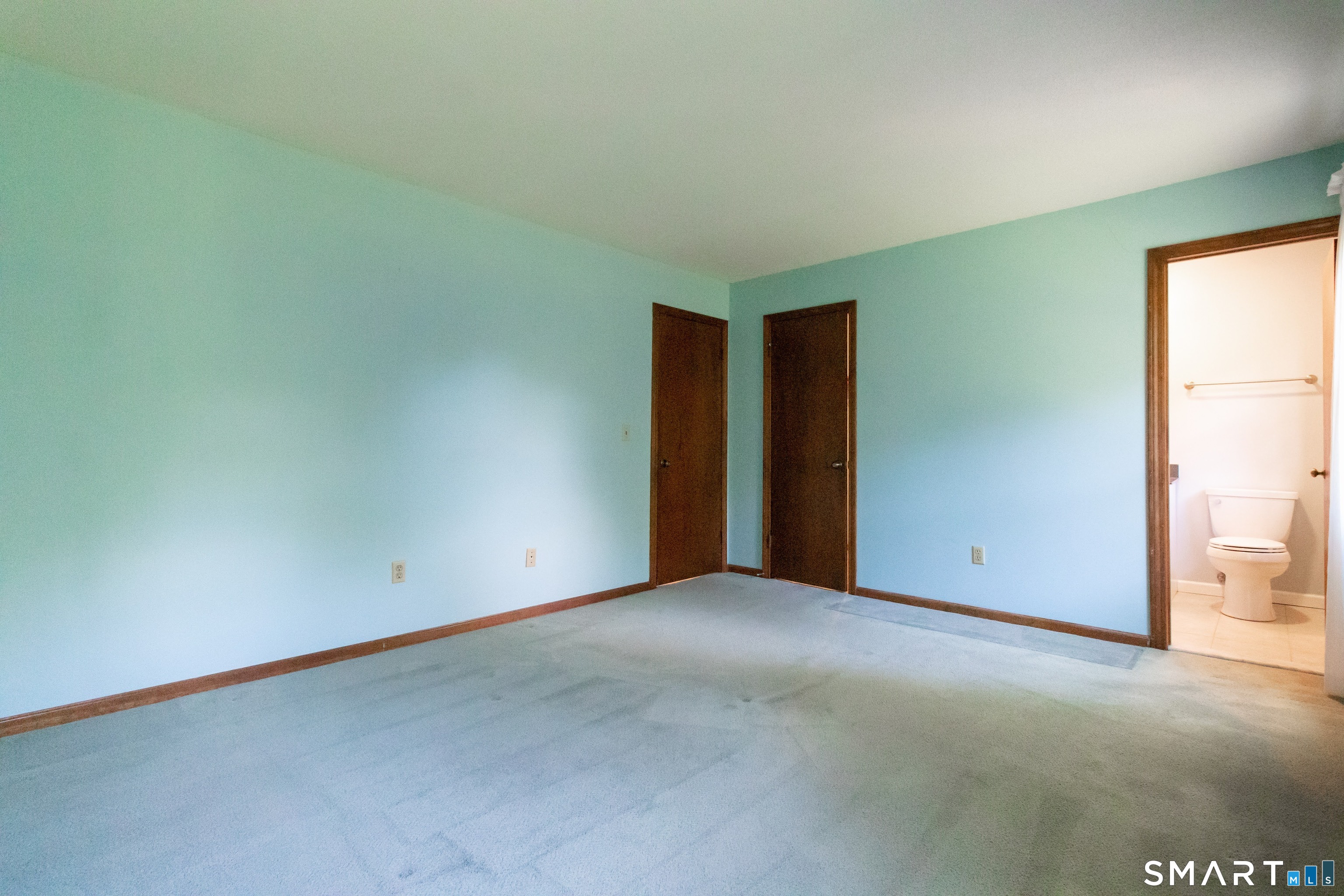15 Kennedy Road Windsor CT 06095