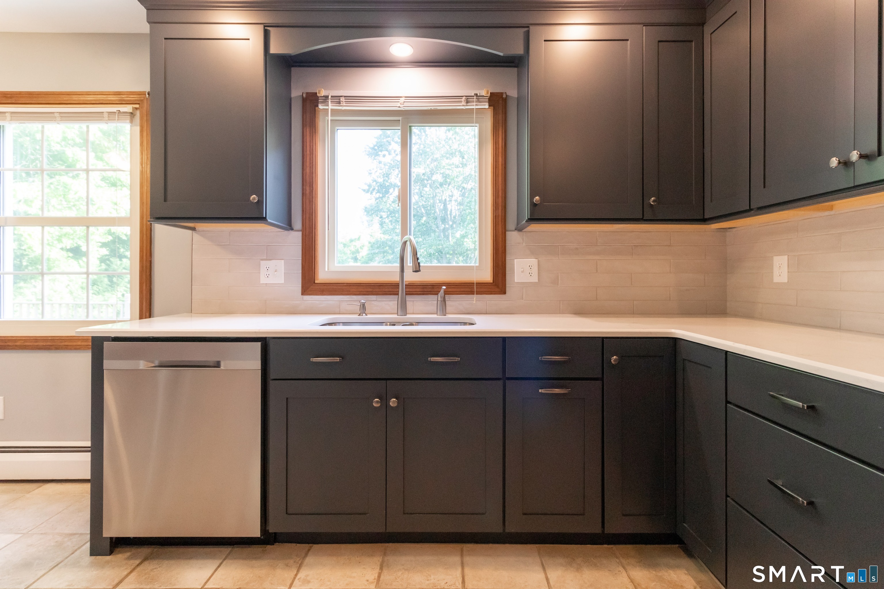 15 Kennedy Road Windsor CT 06095