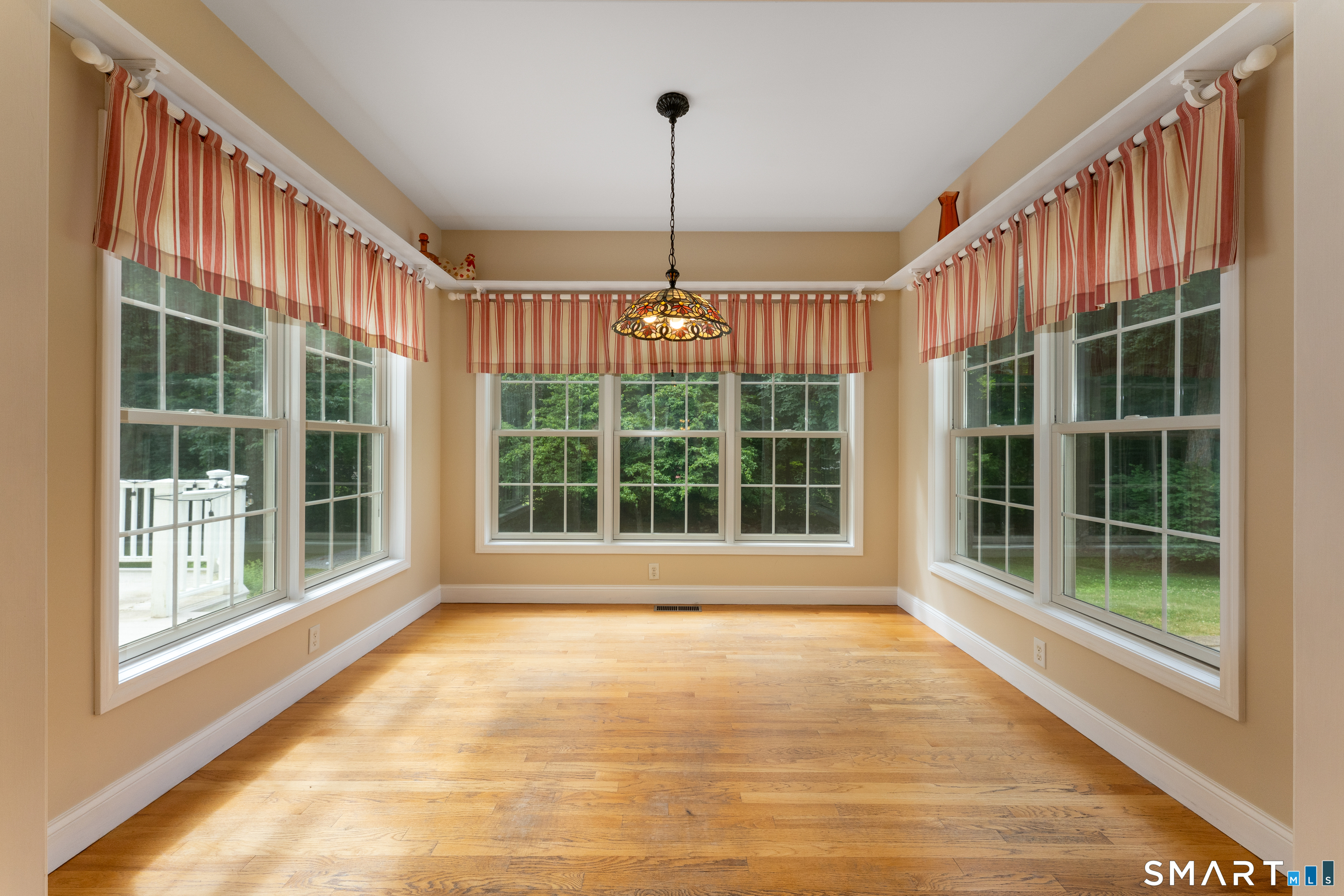36 Feather Lane Guilford CT 06437