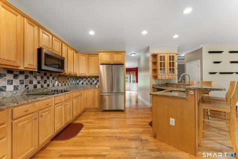 36 Feather Lane Guilford CT 06437