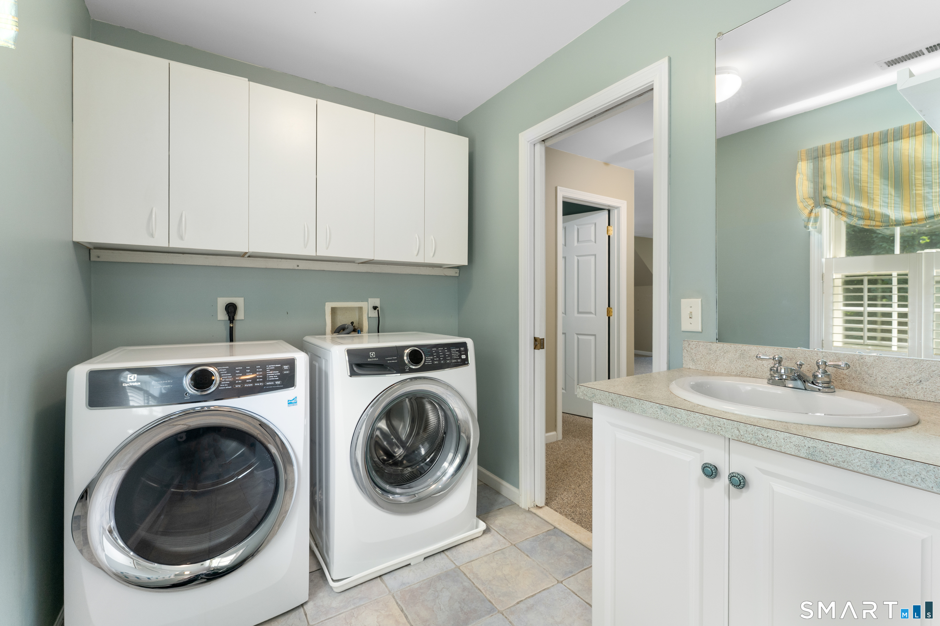 36 Feather Lane Guilford CT 06437