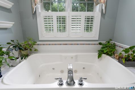 36 Feather Lane Guilford CT 06437