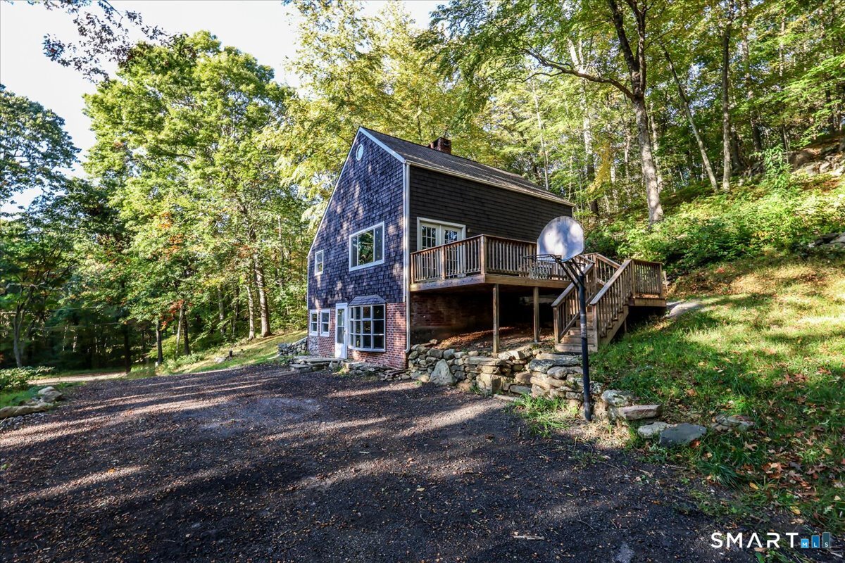 16 Ironwood Lane New Milford CT 06776
