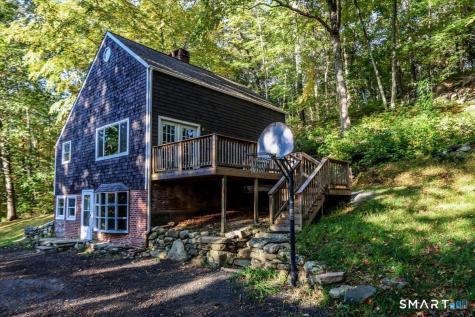 16 Ironwood Lane New Milford CT 06776