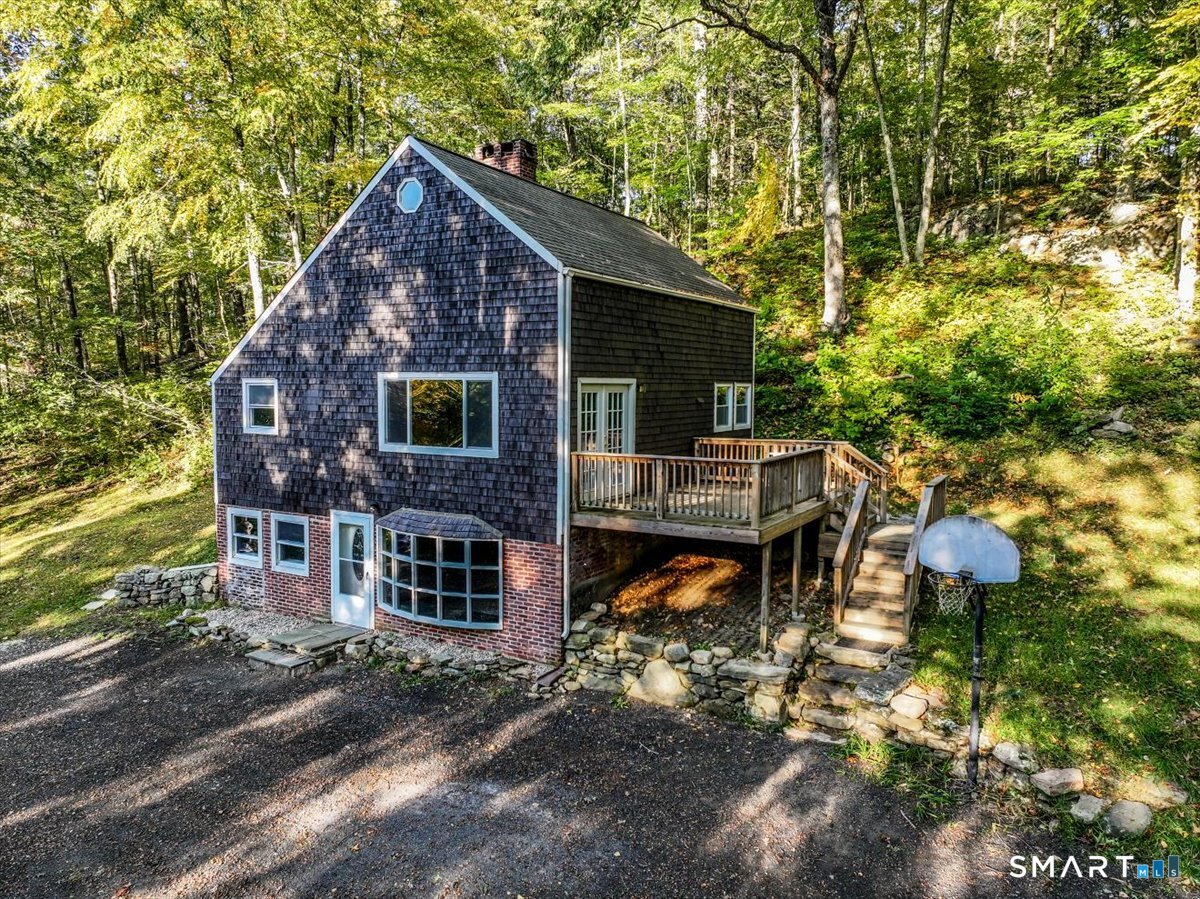 16 Ironwood Lane New Milford CT 06776