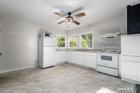 16 Ironwood Lane New Milford CT 06776