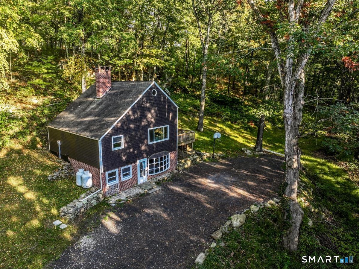 16 Ironwood Lane New Milford CT 06776