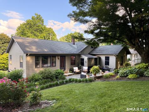 5 Hanover Road Newtown CT 06470