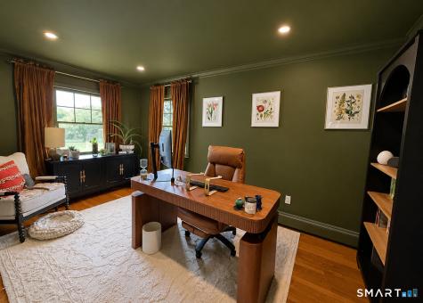 5 Hanover Road Newtown CT 06470