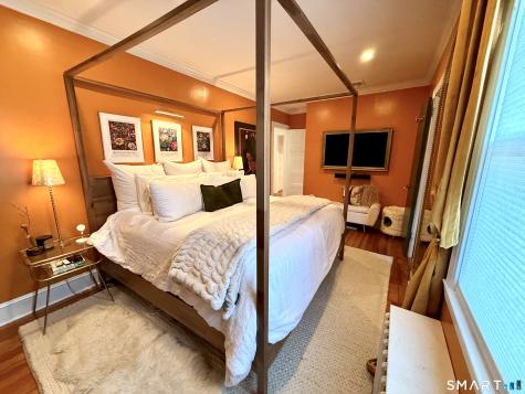 5 Hanover Road Newtown CT 06470