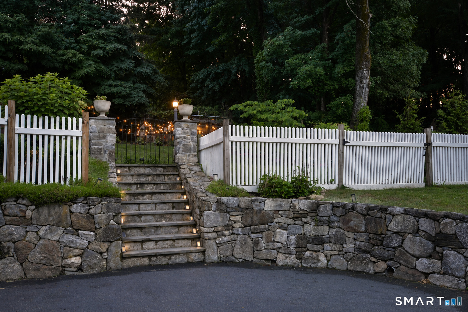 5 Hanover Road Newtown CT 06470