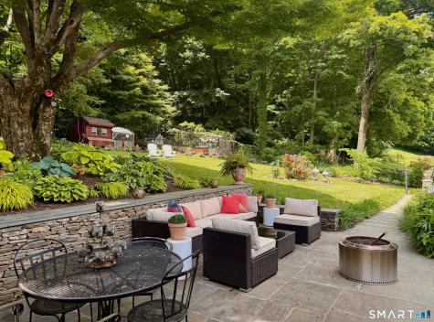 5 Hanover Road Newtown CT 06470