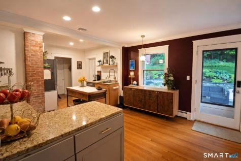 5 Hanover Road Newtown CT 06470
