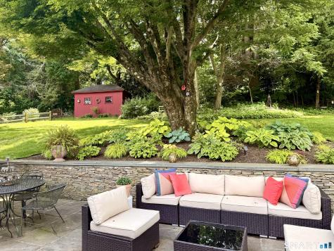 5 Hanover Road Newtown CT 06470