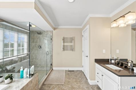29 Cambridge Court Middlebury CT 06762