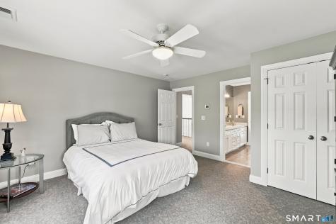 29 Cambridge Court Middlebury CT 06762