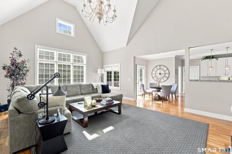 29 Cambridge Court Middlebury CT 06762