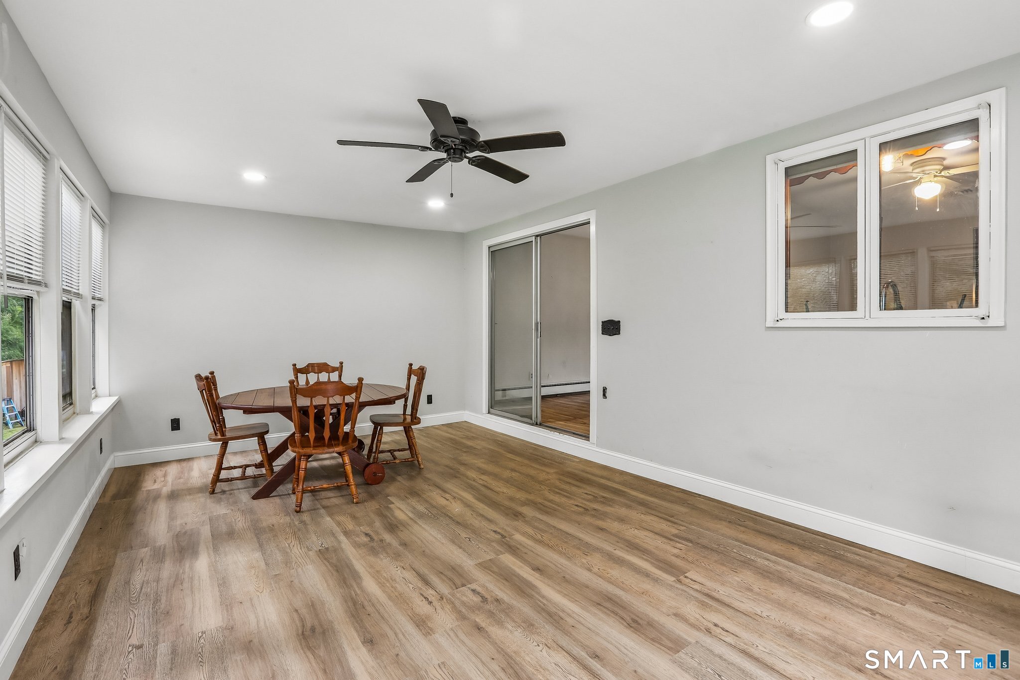 25 Woodbury Drive Danbury CT 06811