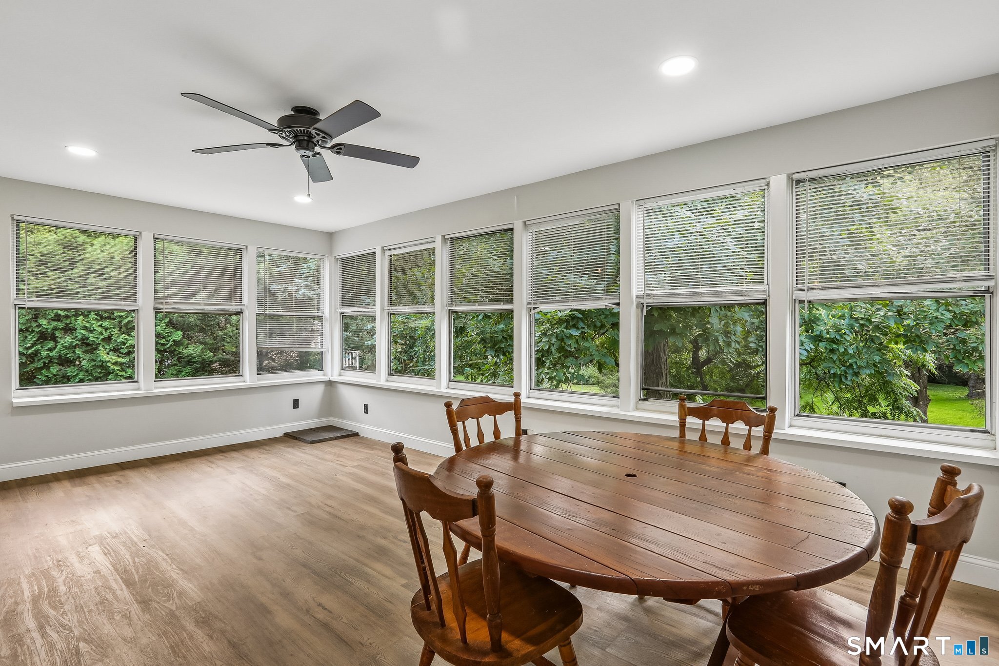 25 Woodbury Drive Danbury CT 06811