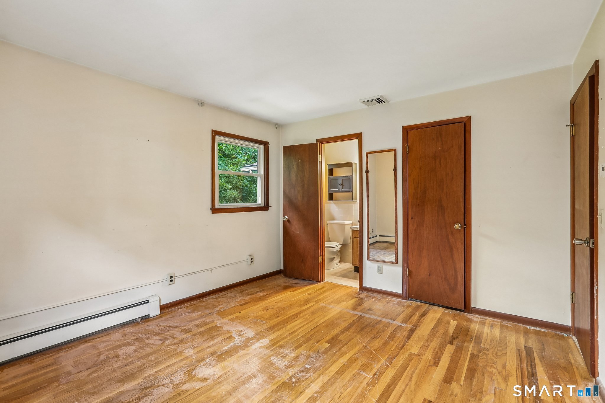 25 Woodbury Drive Danbury CT 06811