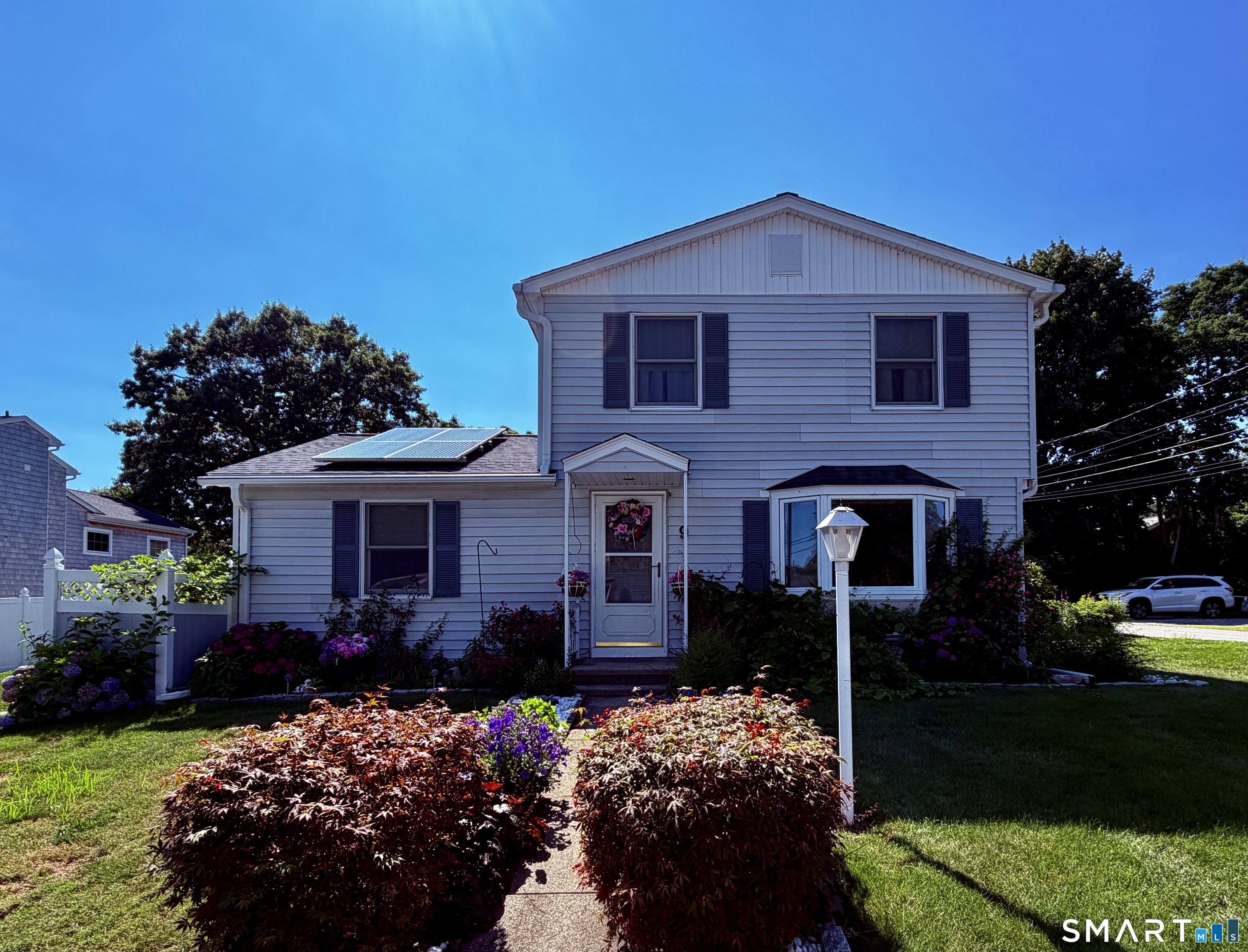 9 West Road East Lyme CT 06357