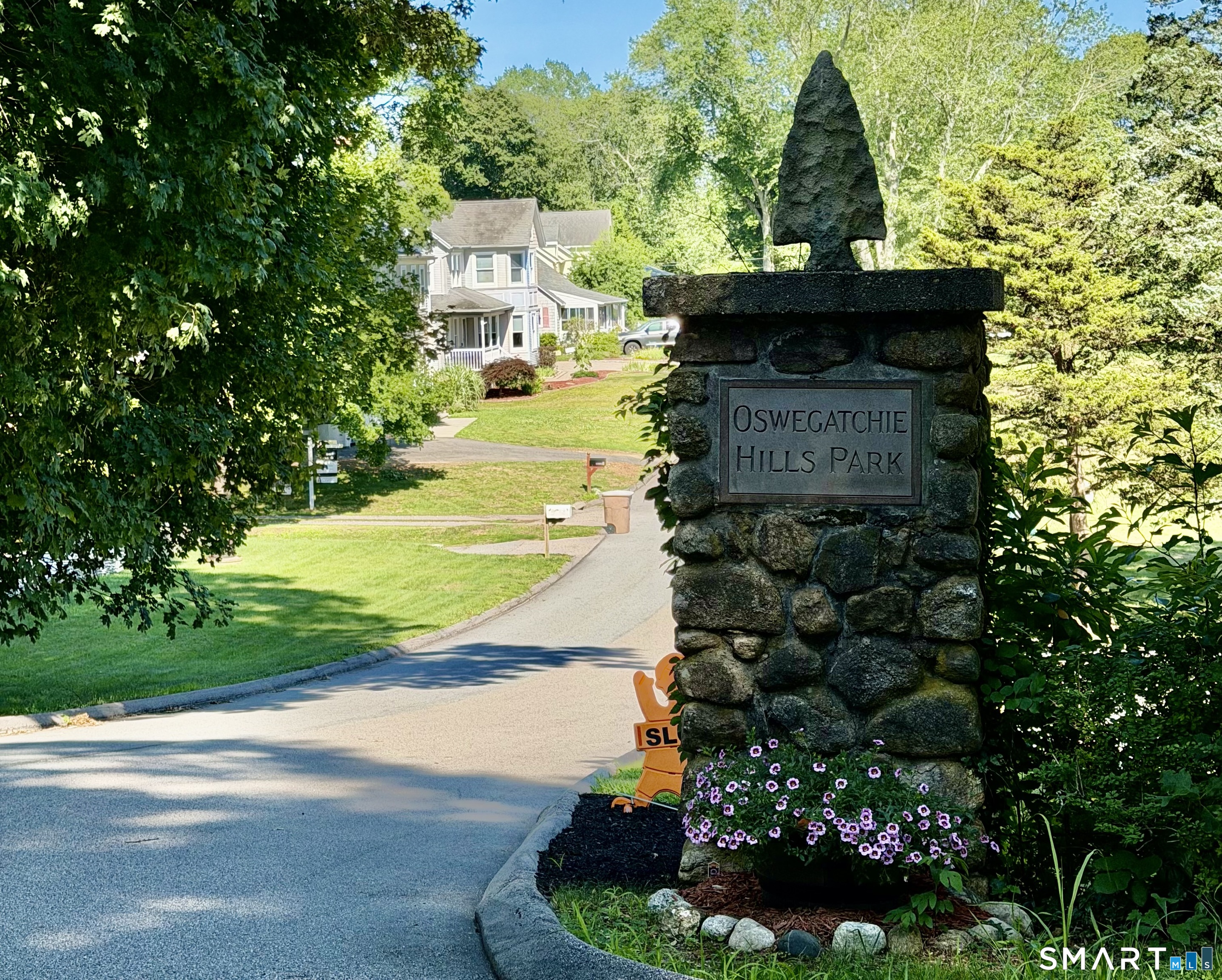 9 West Road East Lyme CT 06357