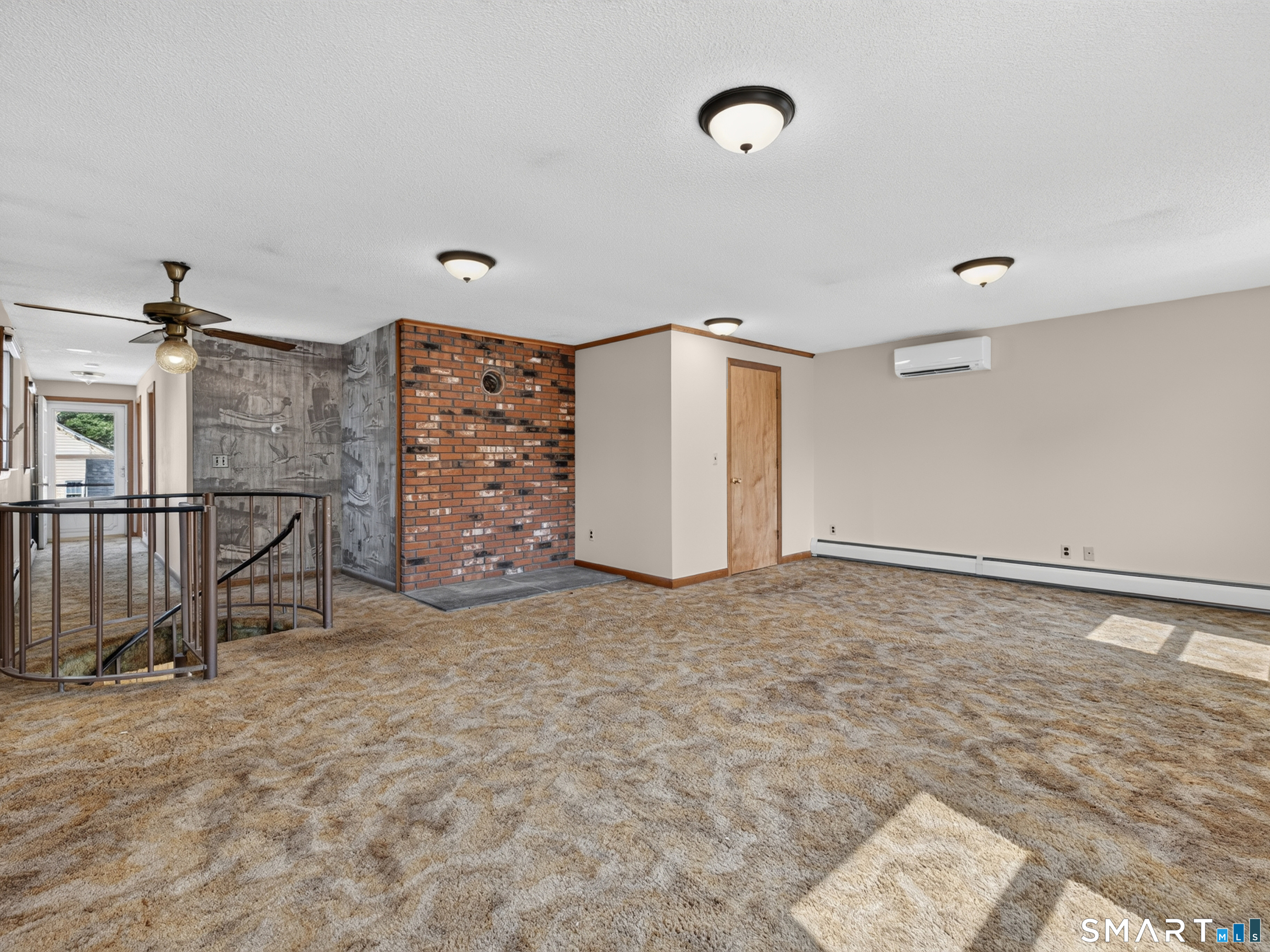 9 West Road East Lyme CT 06357