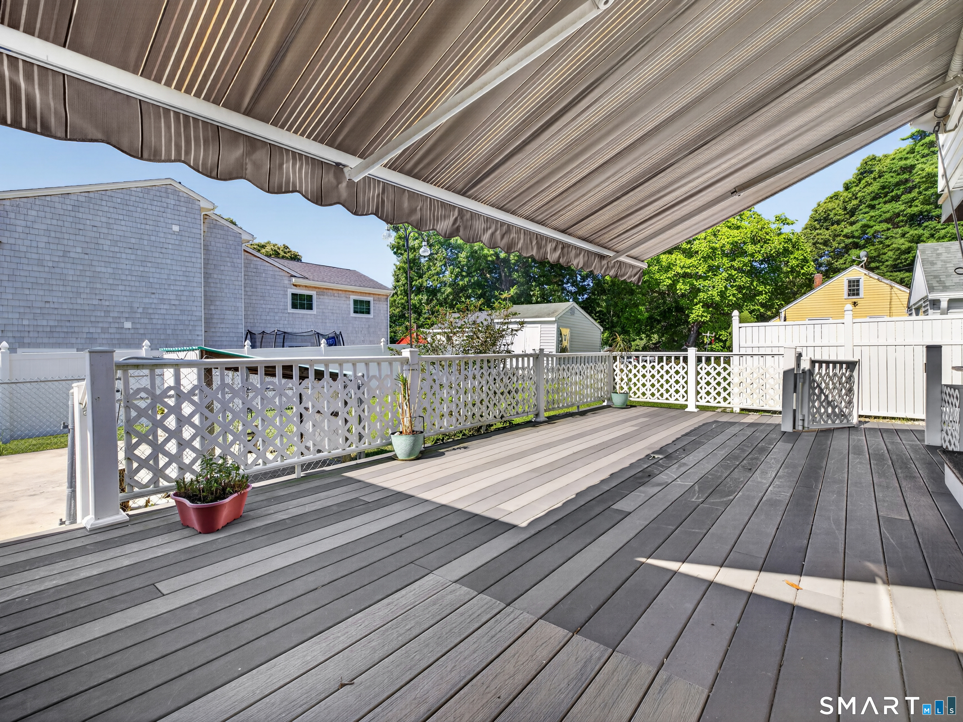9 West Road East Lyme CT 06357