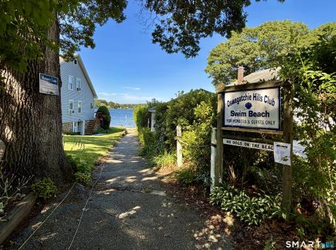 9 West Road East Lyme CT 06357