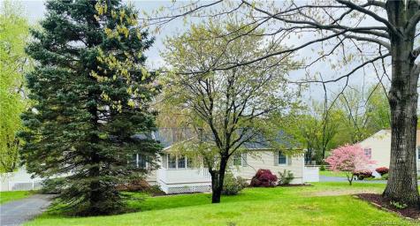 94 Farist Road Fairfield CT 06825