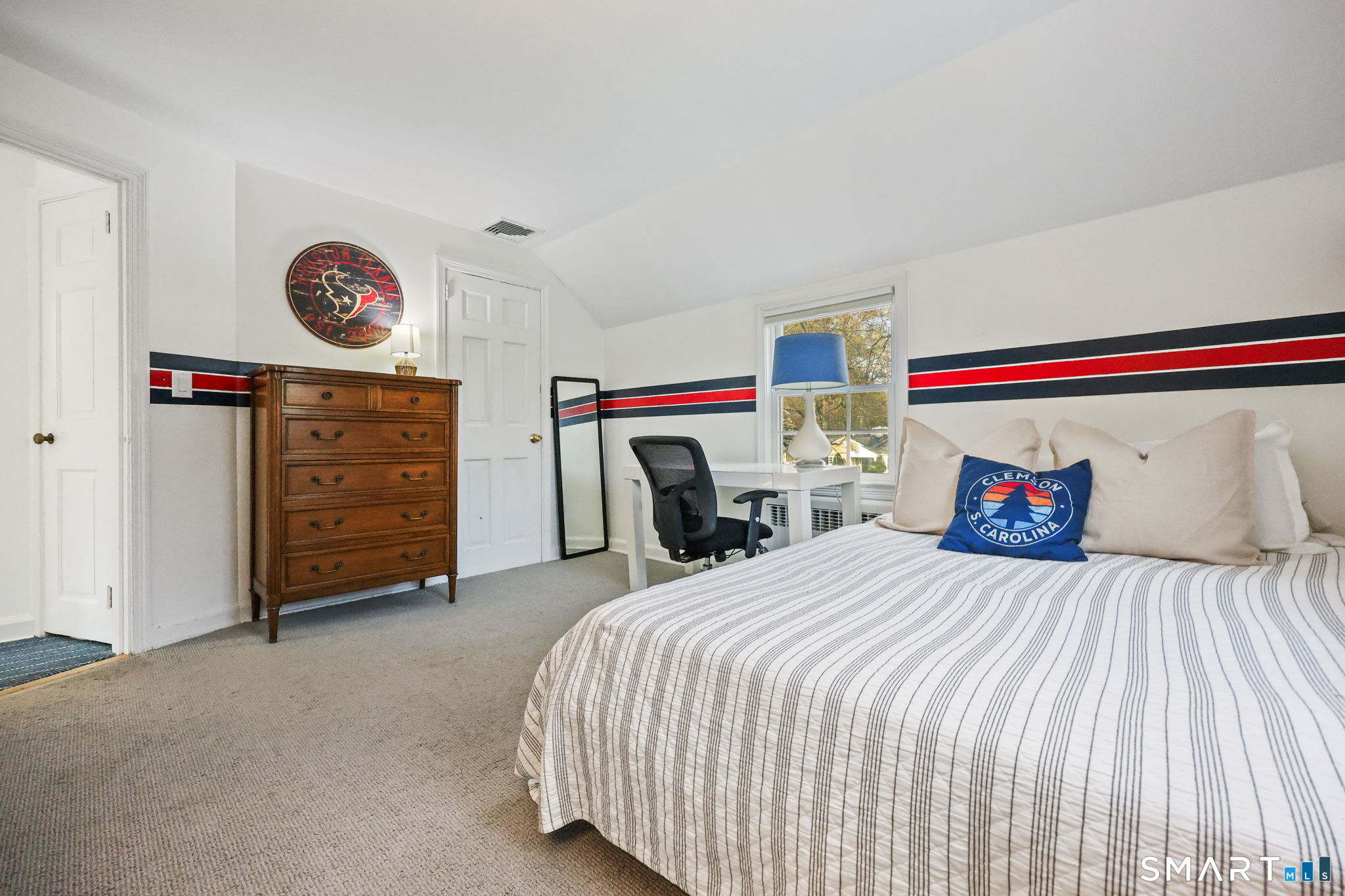 16 Libby Lane Darien CT 06820