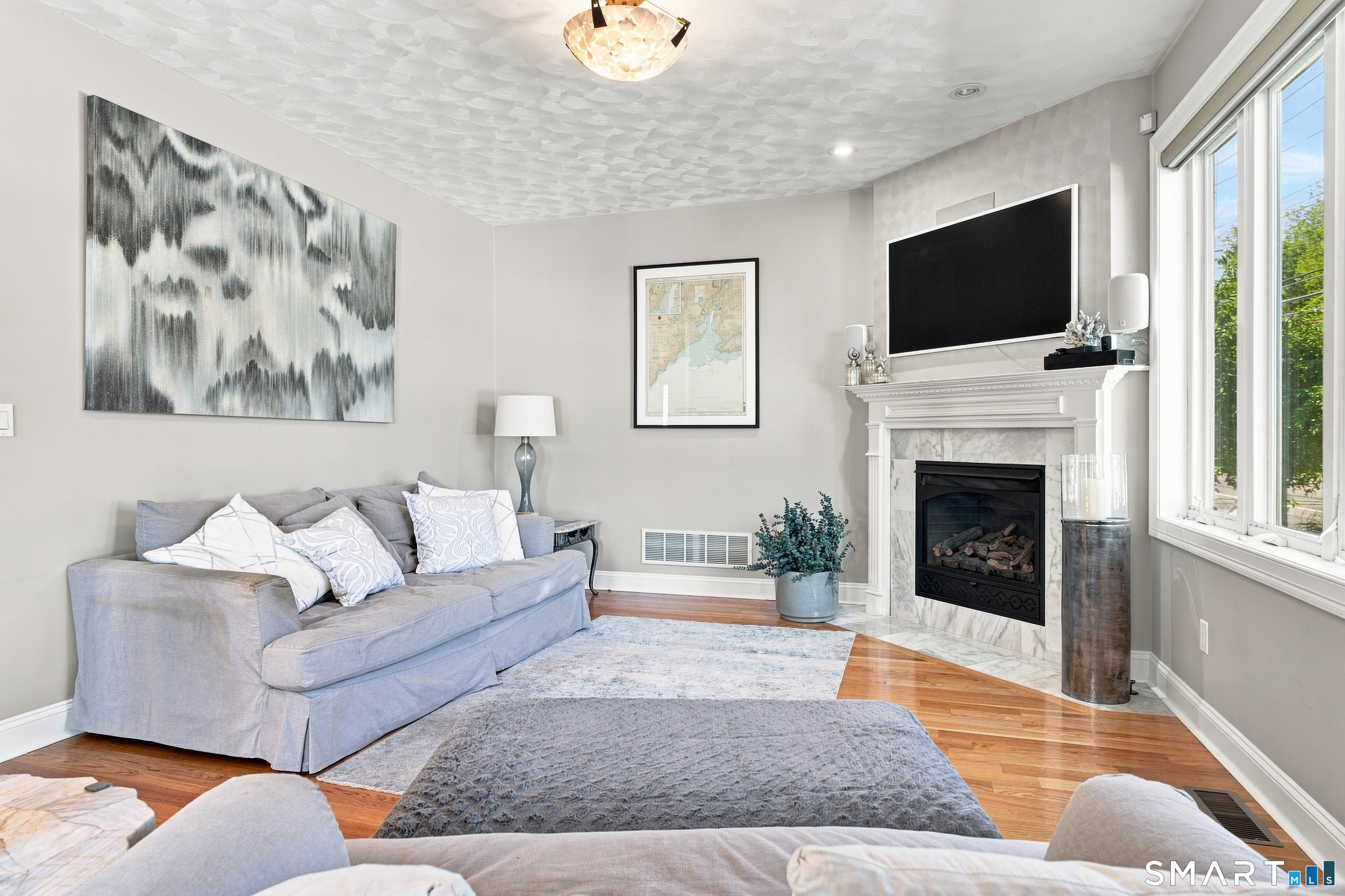 9 Beachside Avenue East Haven CT 06512