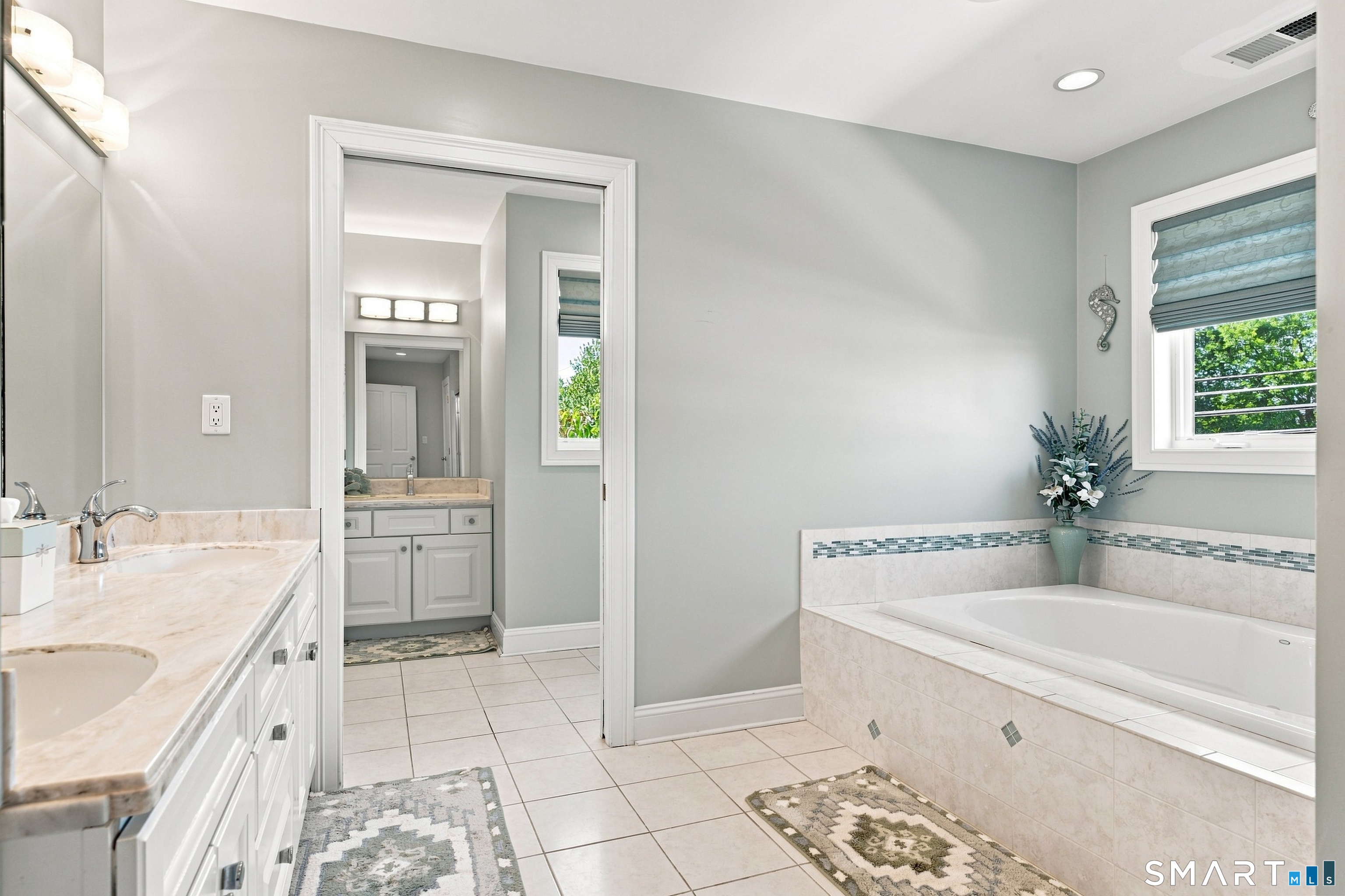9 Beachside Avenue East Haven CT 06512