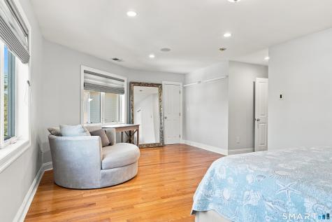 9 Beachside Avenue East Haven CT 06512