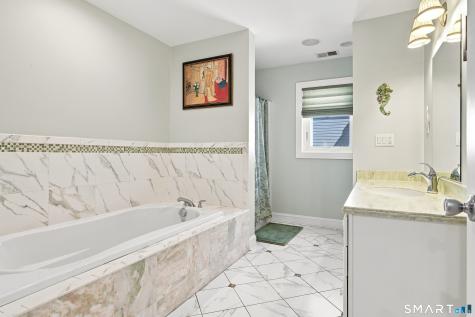 9 Beachside Avenue East Haven CT 06512
