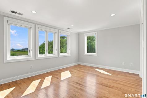9 Beachside Avenue East Haven CT 06512