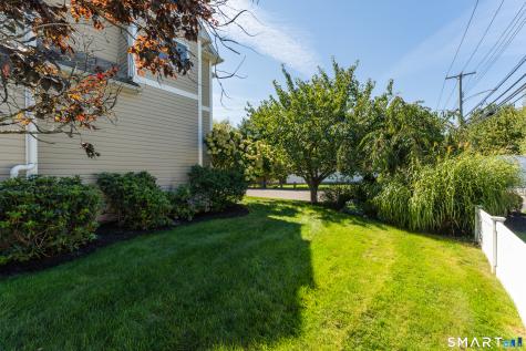 9 Beachside Avenue East Haven CT 06512