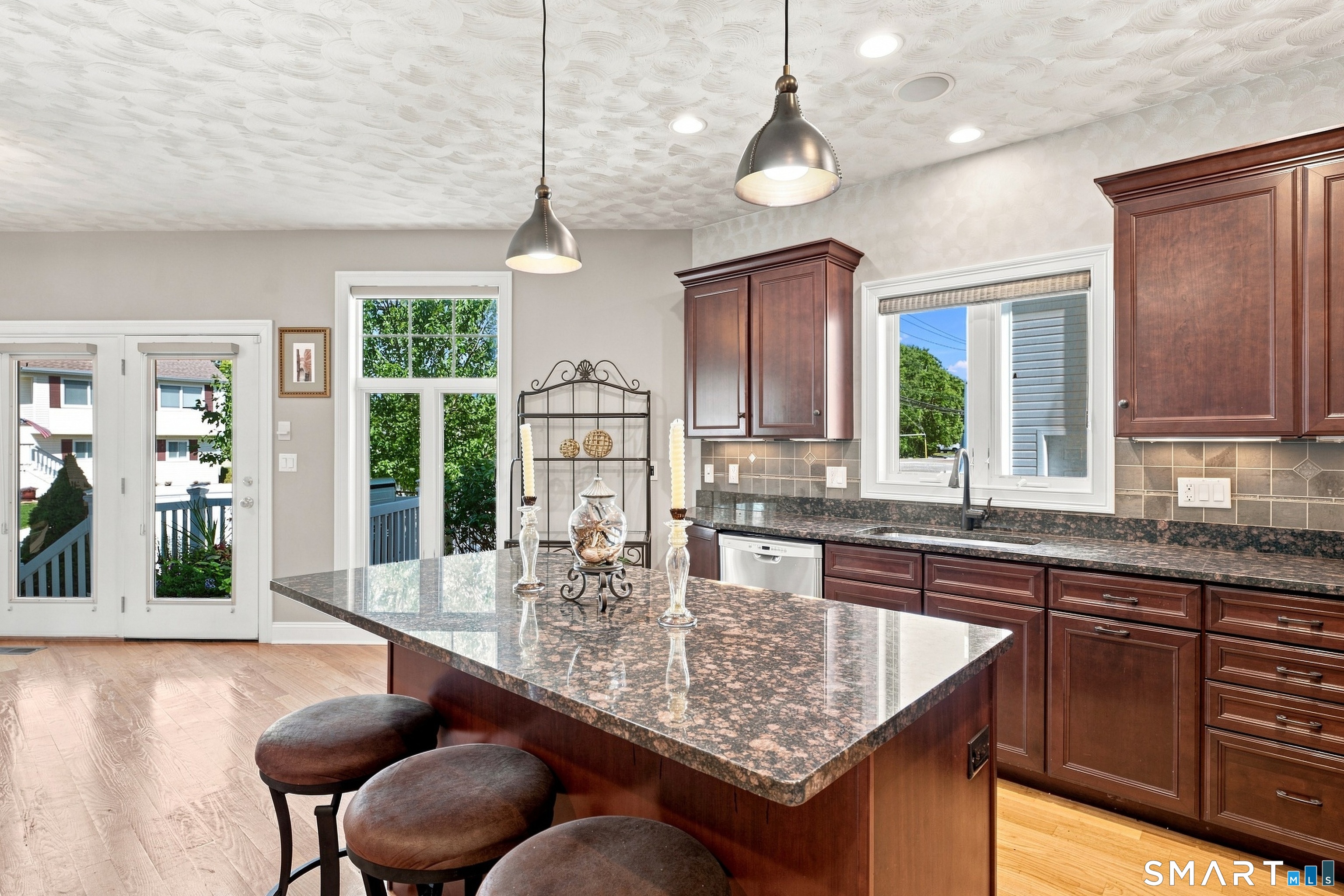 9 Beachside Avenue East Haven CT 06512