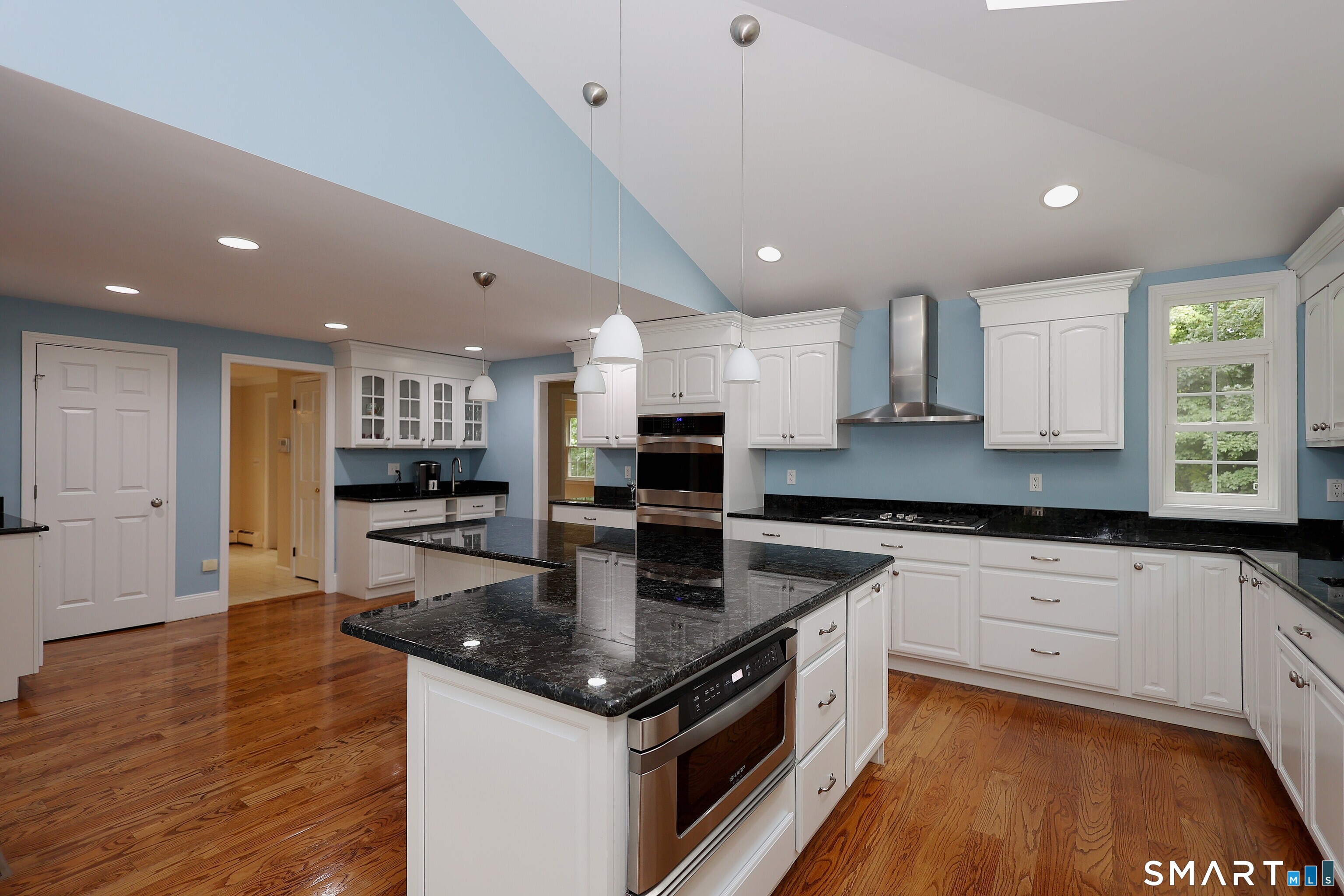 Trumbull CT 06611