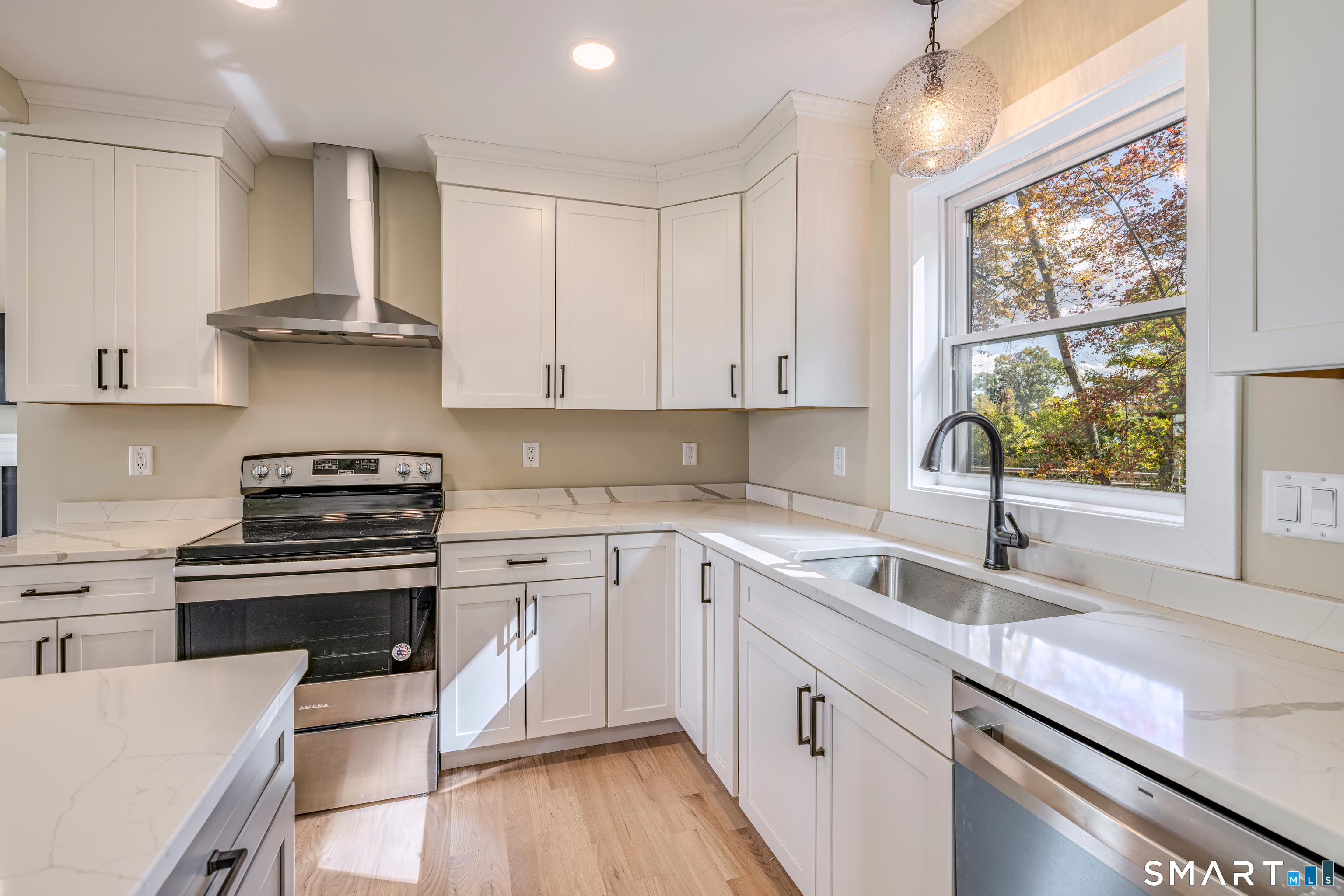 5 Elm Street Ellington CT 06029