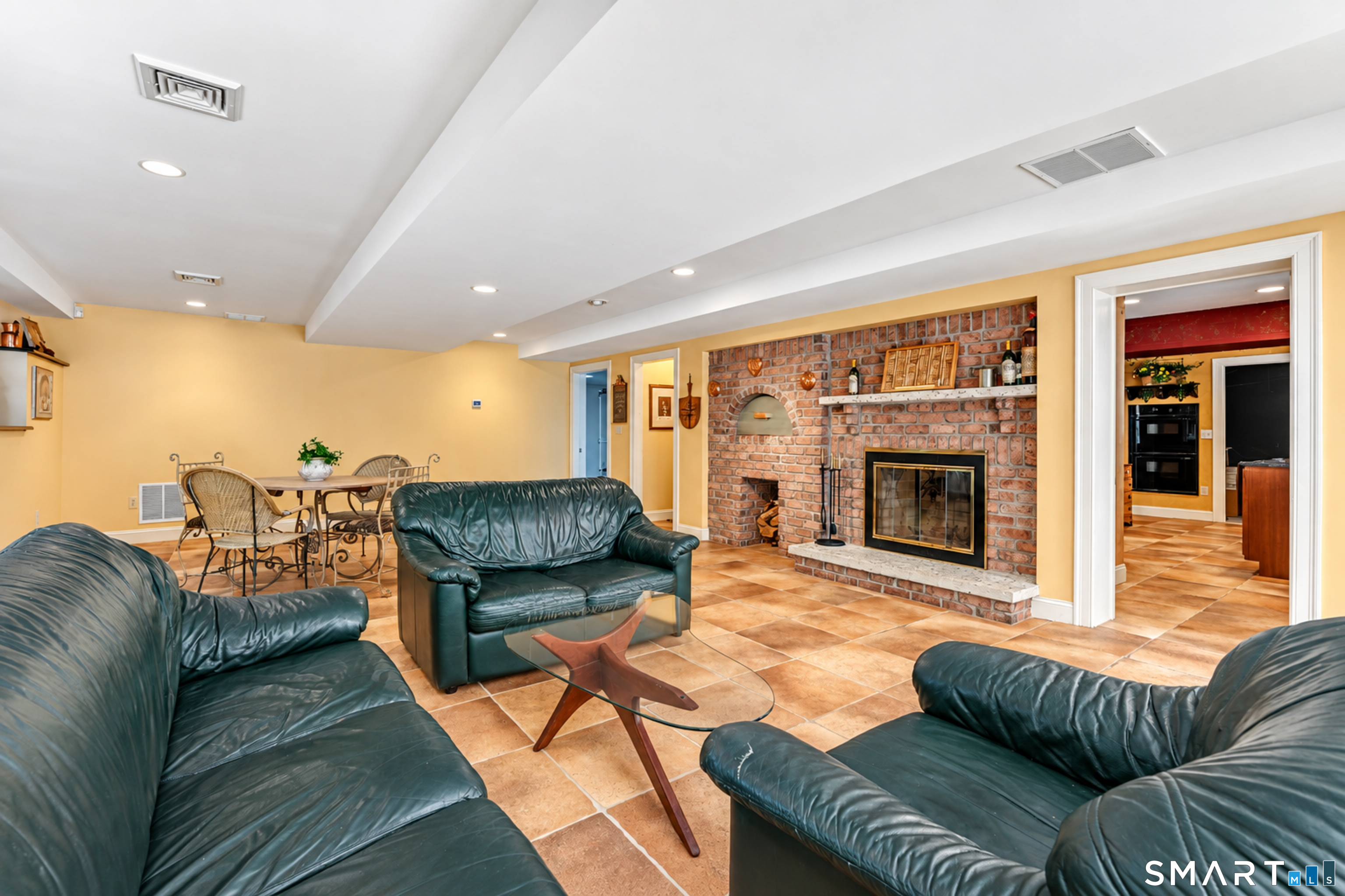 136 Long Lane Southington CT 06479