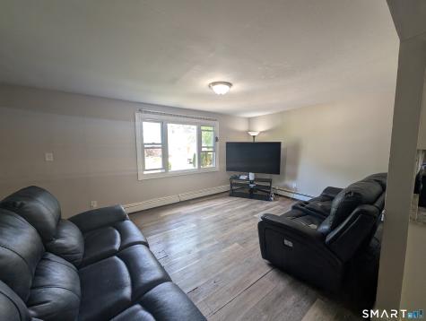116 Rainbow Road Bridgeport CT 06606