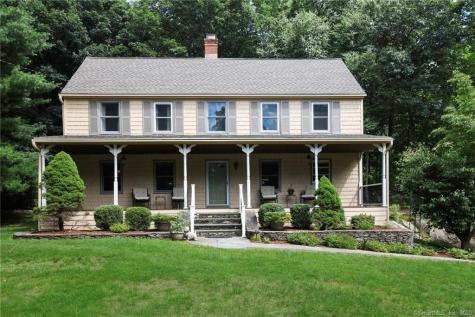 44 Little Brook Lane Newtown CT 06470