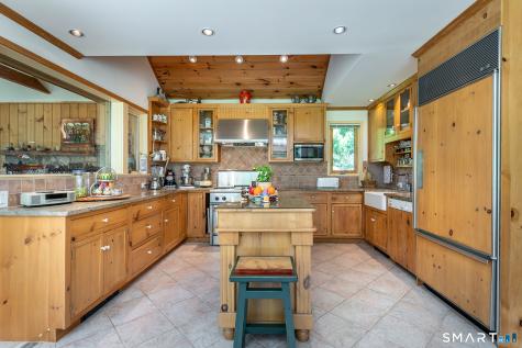 18 Arrow Point Road Warren CT 06777