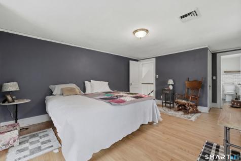 198 Auburn Road West Hartford CT 06119